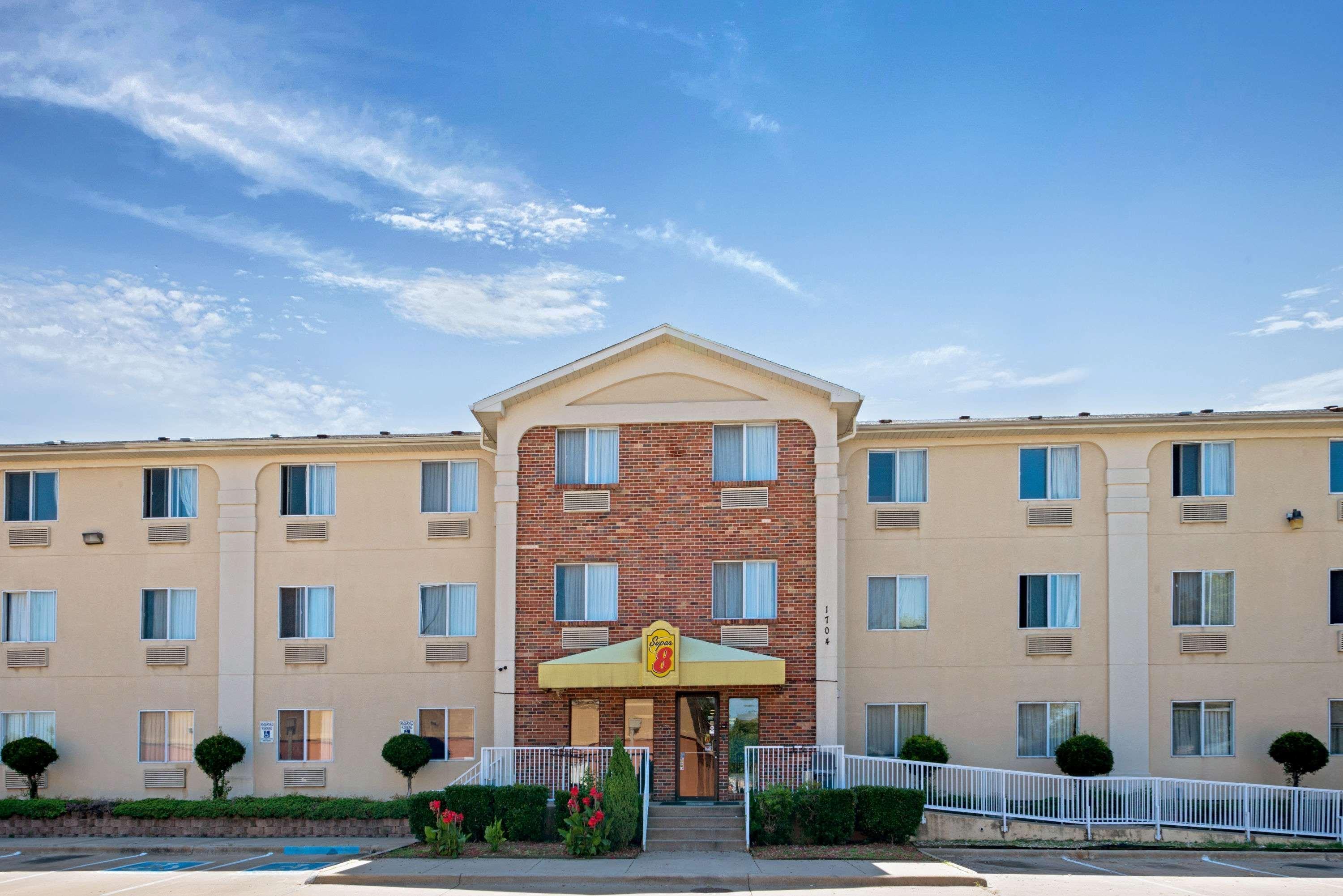 Super 8 By Wyndham Plano/Dallas Area Exterior foto